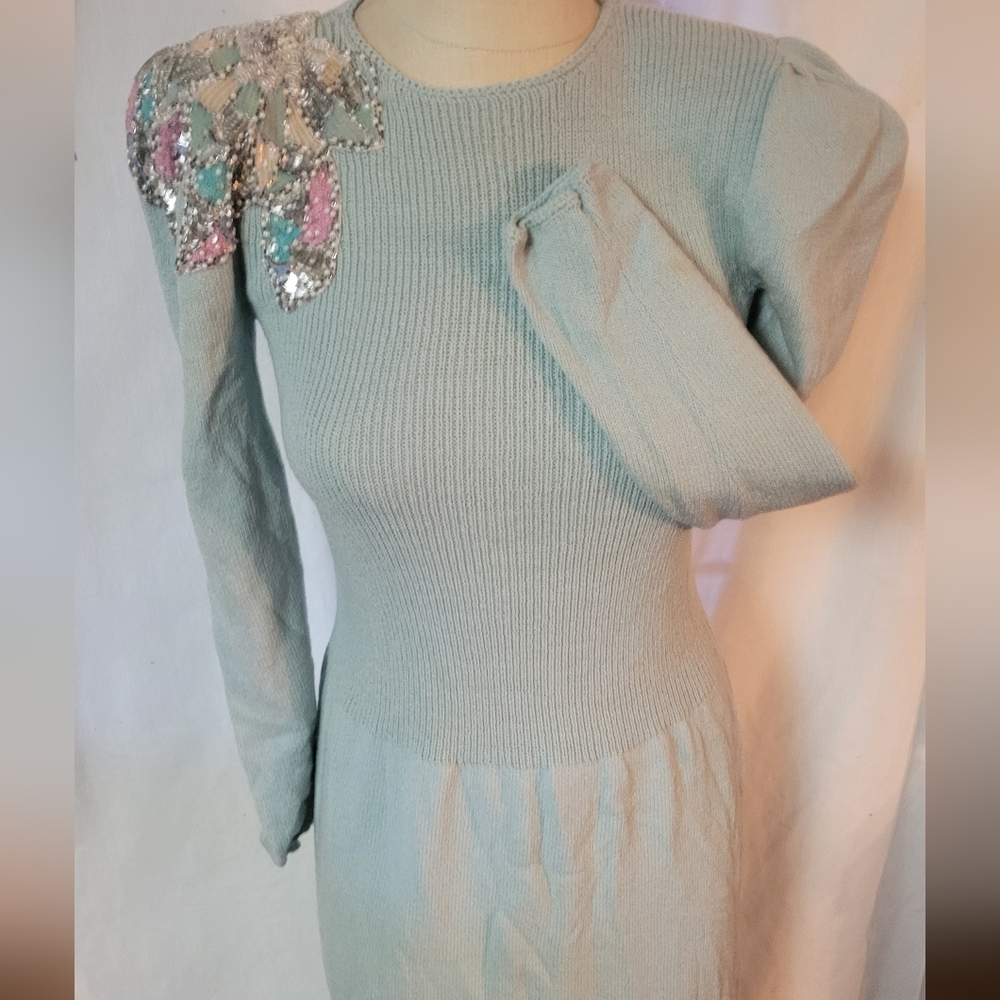 VINTAGE SWEATER DRESS 👗 - Picture 12 of 12